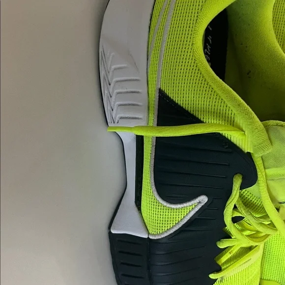 Nike Pickleball Shoes - Picture 2 of 5